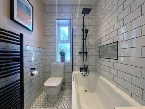 Photo 13- click for photo gallery